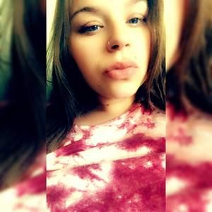 Meet your Posher, Bekah